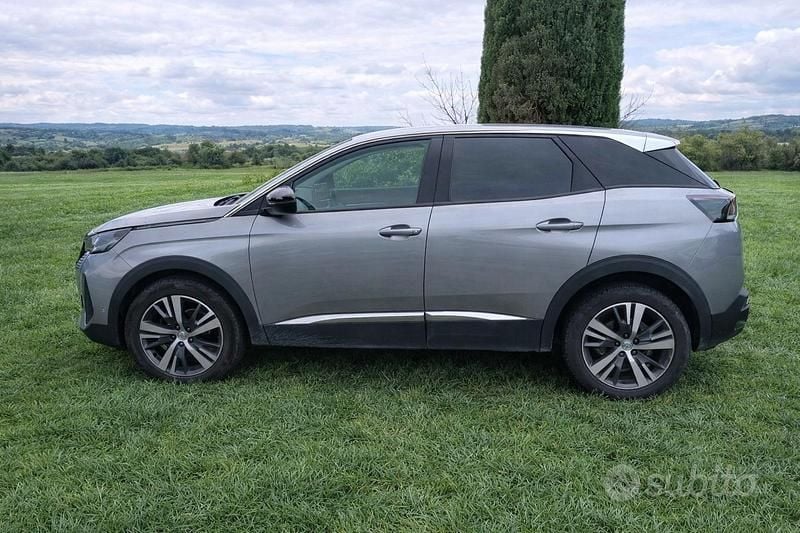 Usata Peugeot 3008 Allure 131 CV (96 kW) 2022 SUV