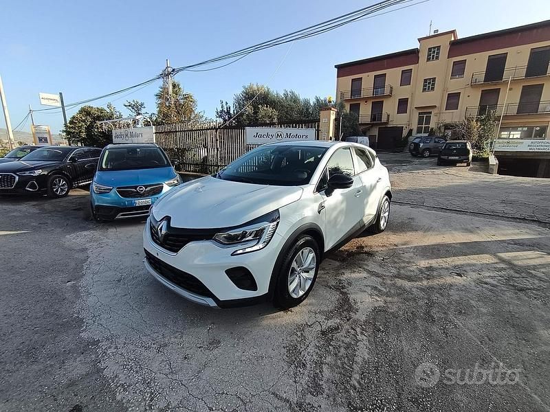 Usata Renault Captur Zen 91 CV (66 kW) 2022 Bianco SUV