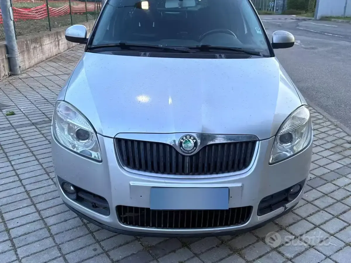 Usata Skoda Roomster 85 CV (62 kW) 2007 Bluazzurro Monovolume