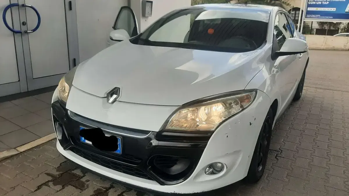 Usata Renault Mégane Coupé 110 CV (80 kW) 2012 Coupé