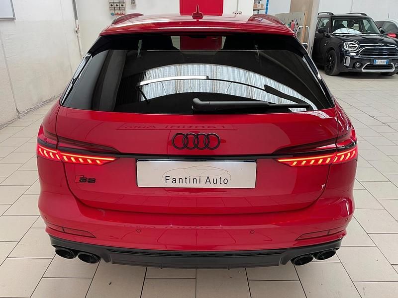 Usata Audi A6 Ambiente 343 CV (252 kW) 2022 Rosso Station wagon