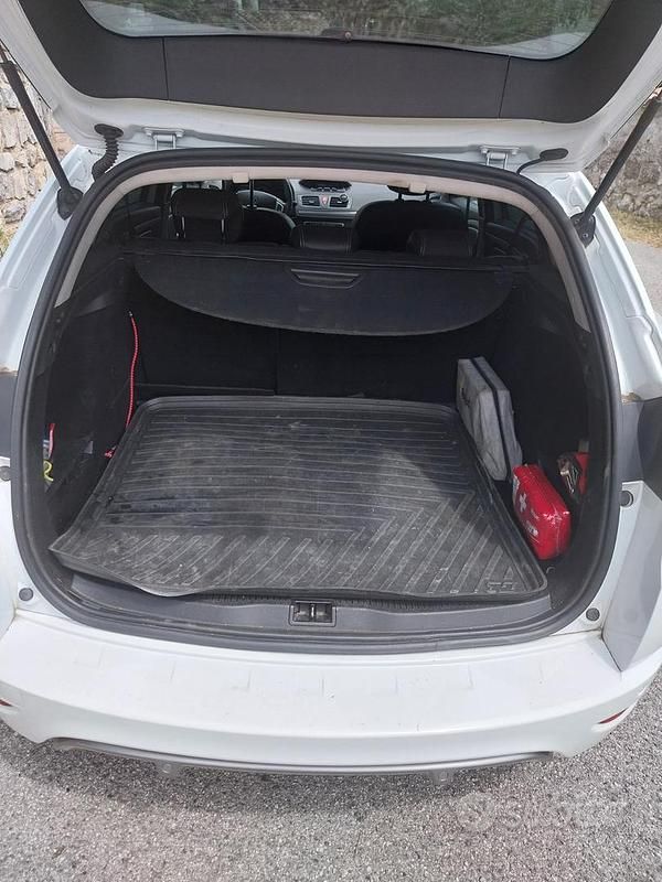 Usata Renault Mégane GrandTour 110 CV (80 kW) 2011 Bianco Station wagon