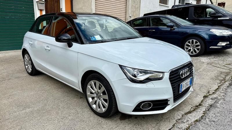 Usata Audi A1 Attraction 90 CV (66 kW) 2014 Bianco Utilitaria