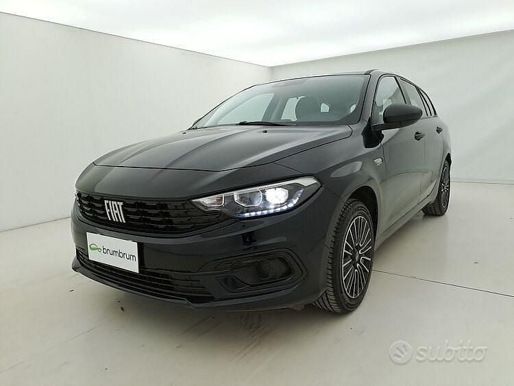 Usata Fiat Tipo 100 CV (73 kW) 2023 Nero Station wagon