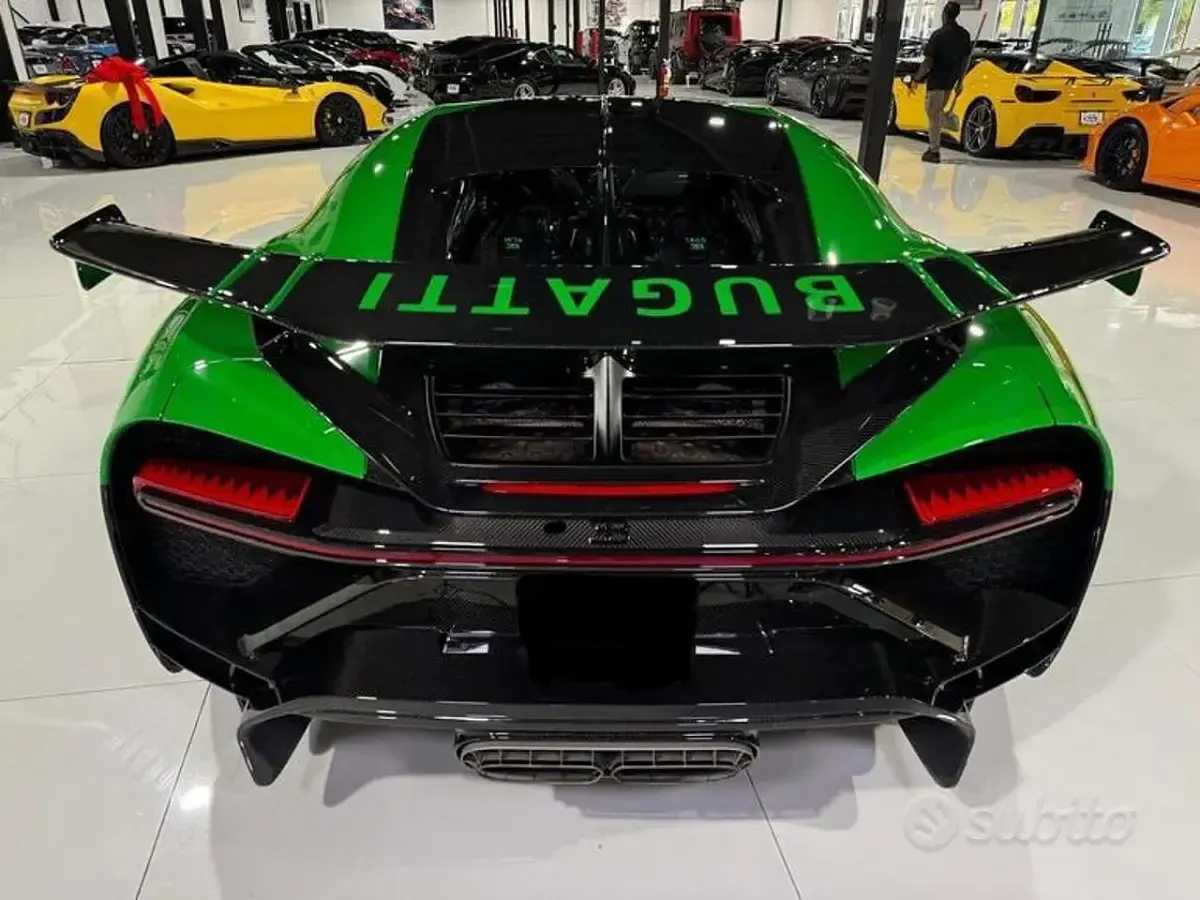 Usata Bugatti Chiron 2021 Verde Coupé