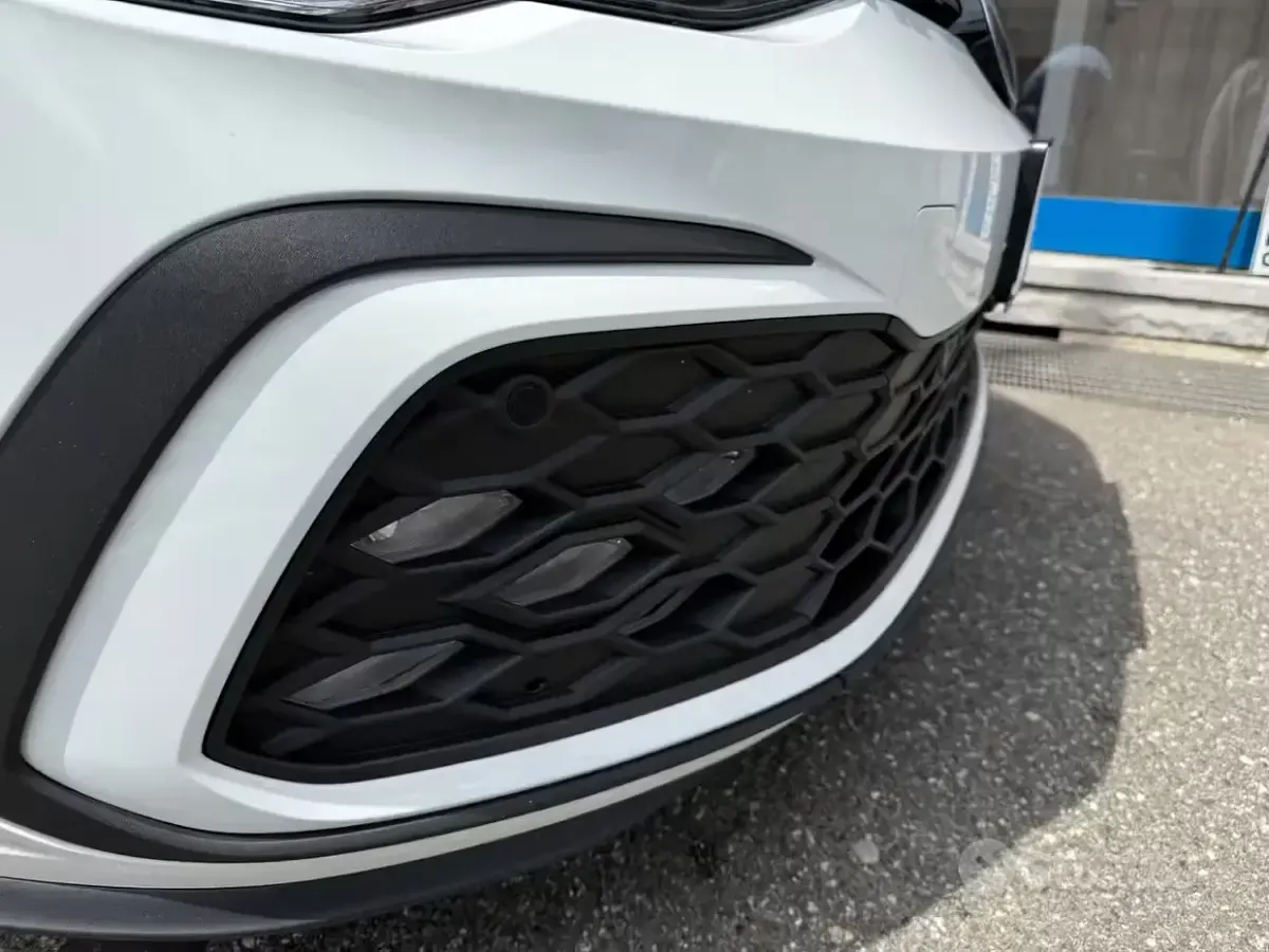 Usata VW Golf VIII GTI 245 CV (180 kW) 2023 Bianco Berlina