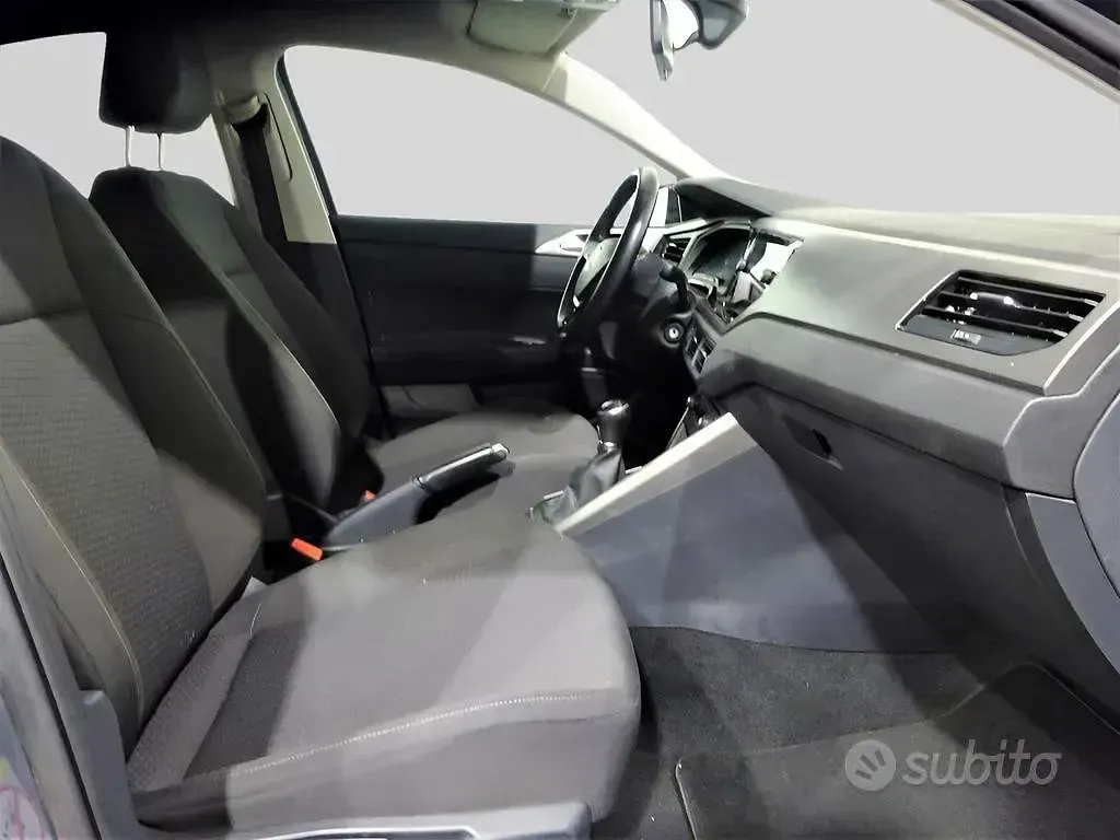 Usata VW Polo Comfortline 80 CV (58 kW) 2019 5k grigio urano Utilitaria