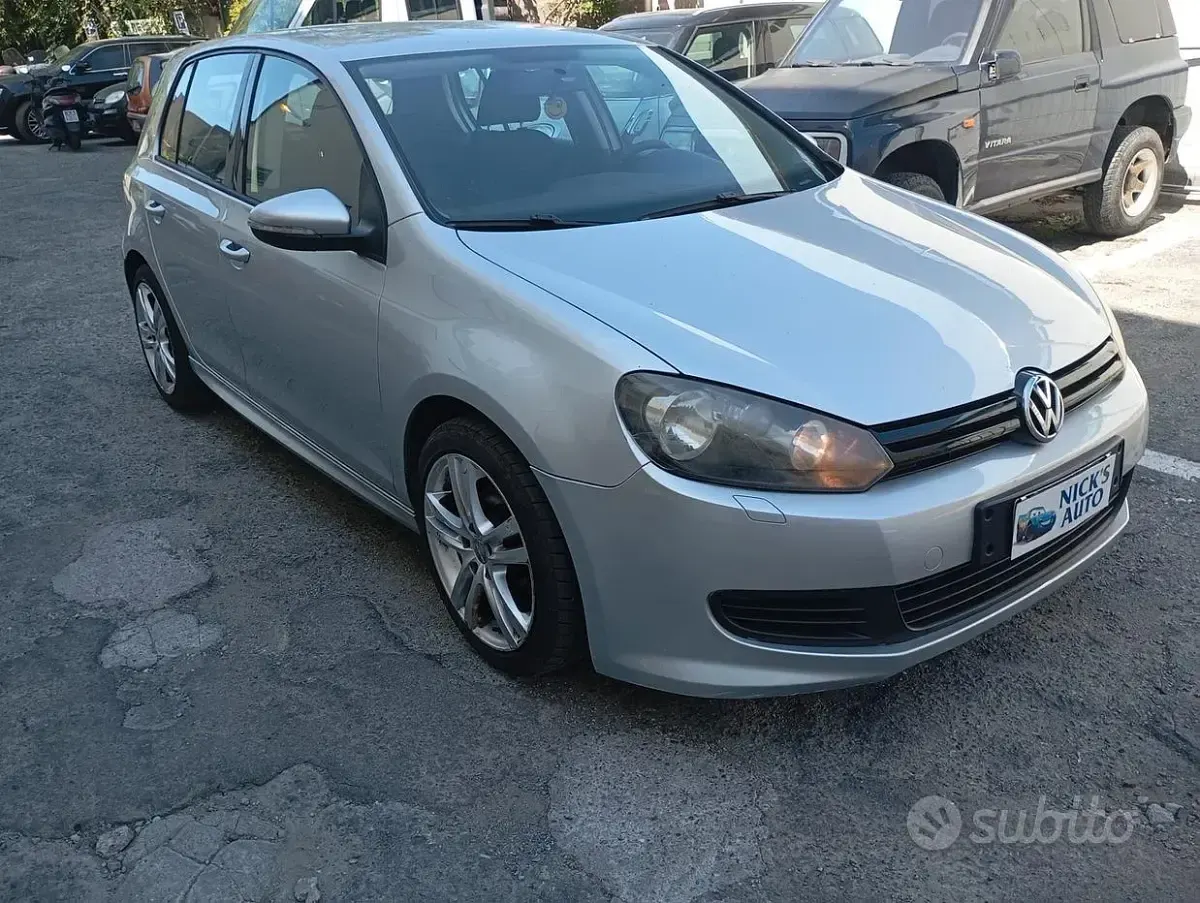 Usata VW Golf VII Comfortline 105 CV (77 kW) 2012 Berlina