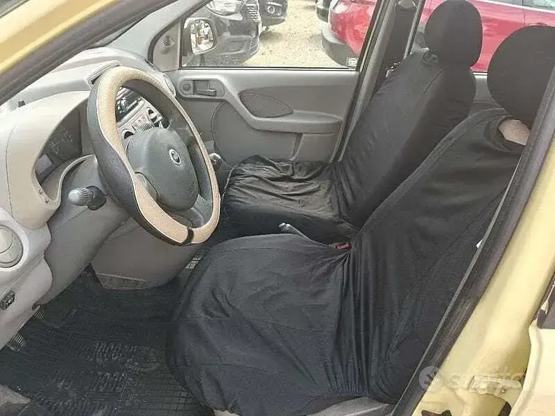 Usata Fiat Panda 54 CV (39 kW) 2004 Giallo Utilitaria