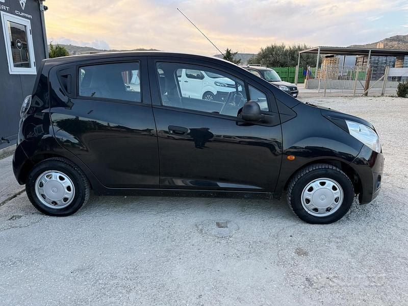 Usata Chevrolet Spark SX 81 CV (59 kW) 2010 Nero Utilitaria