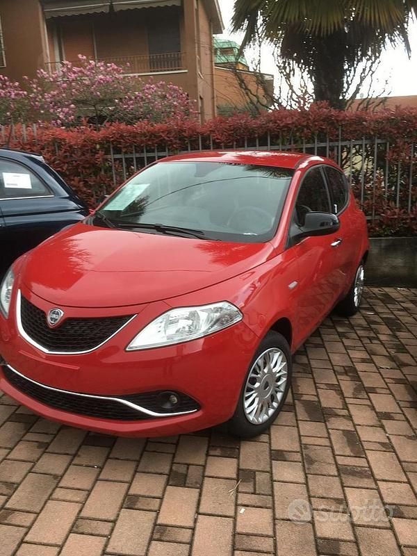 Usata Lancia Ypsilon 2018 Utilitaria