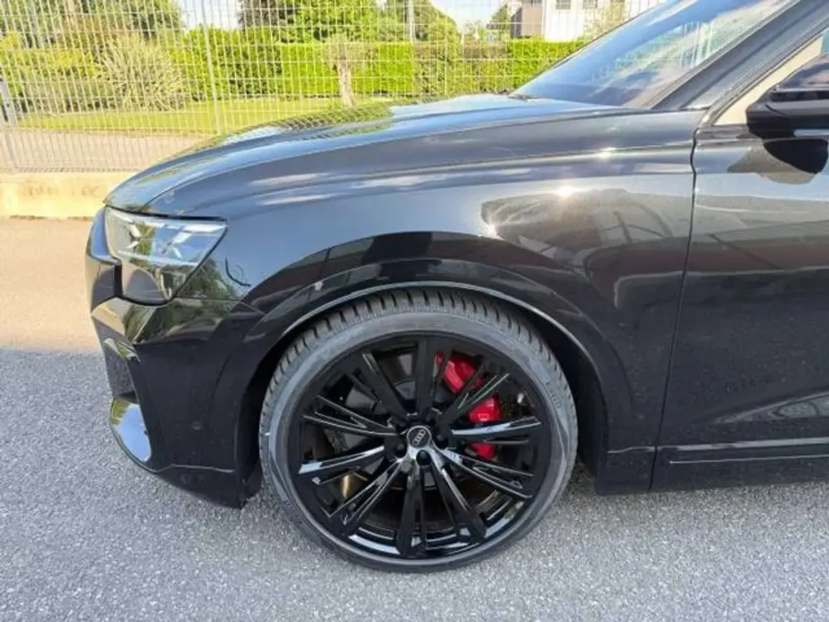 Usata Audi SQ8 Ambiente 507 CV (372 kW) 2024 Mythosschwarz metallic SUV