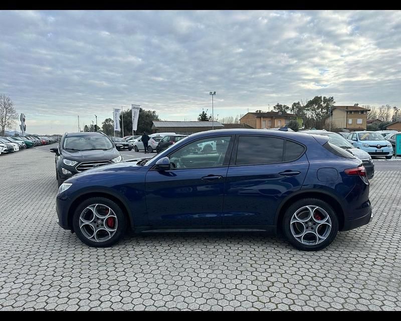Usata Alfa Romeo Stelvio Executive 190 CV (139 kW) 2020 Blu SUV
