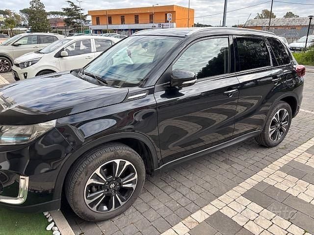 Usata Suzuki Vitara 129 CV (94 kW) 2024 Nero SUV