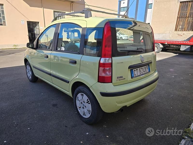Usata Fiat Panda Emotion 60 CV (44 kW) 2005 Verde Utilitaria