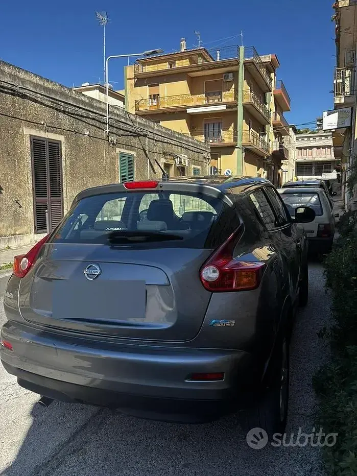 Usata Nissan Juke 115 CV (84 kW) 2011 Grigio SUV
