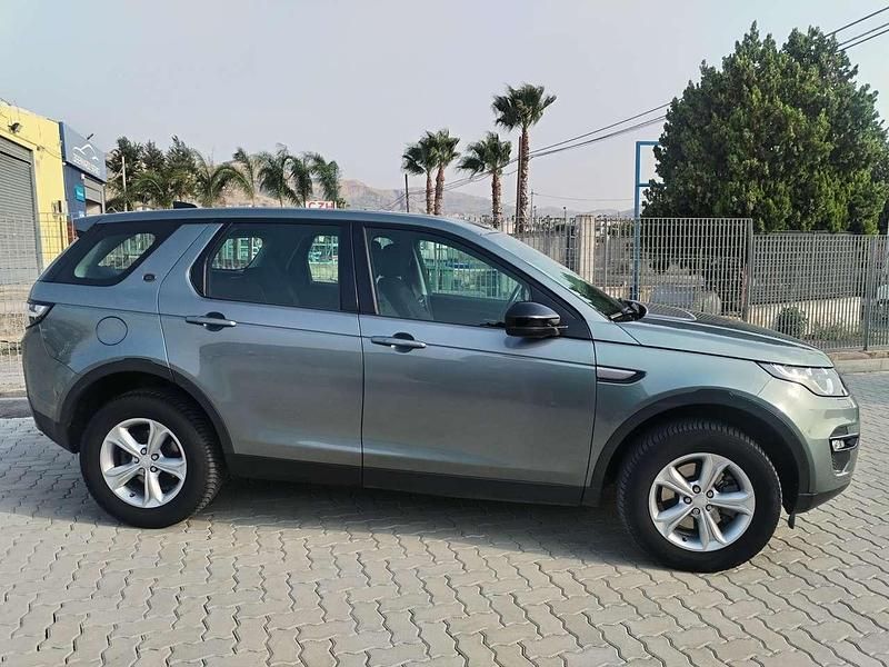 Usata Land Rover Discovery Sport 150 CV (110 kW) 2018 Pangea green SUV