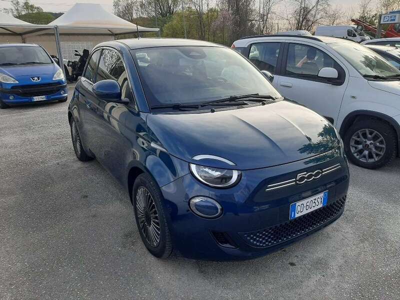 Usato 2020 Fiat 500e 1.0 El 58 CV (18.300 €)