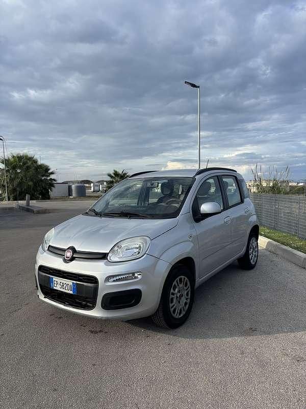 Usata Fiat Panda Lounge 86 CV (63 kW) 2013 Utilitaria