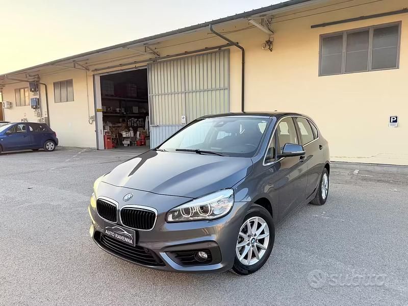 Usata BMW 216 Luxury Line 116 CV (85 kW) 2017 Grigio Berlina