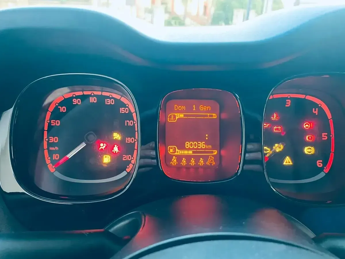 Usata Fiat Panda Lounge 75 CV (55 kW) 2013 Grigio Utilitaria