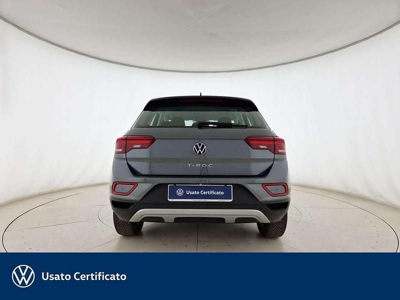 Usata VW T-Roc Life 110 CV (80 kW) 2023 Grigio SUV