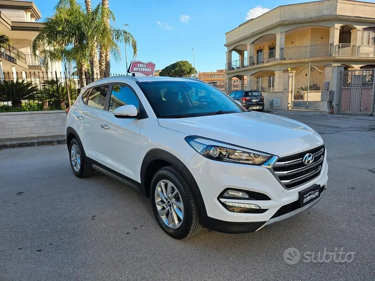 Usata Hyundai Tucson Xpossible 116 CV (85 kW) 2016 Bianco SUV