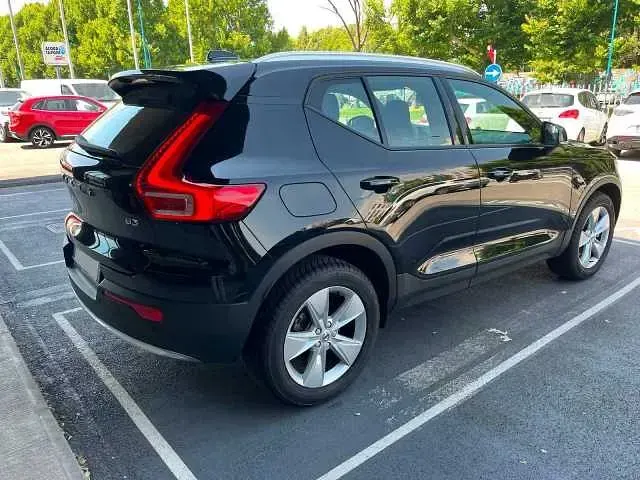 Usata Volvo XC40 120 CV (88 kW) 2024 Nero SUV