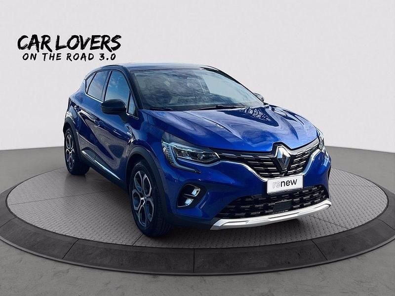 Usata Renault Captur Techno 145 CV (106 kW) 2022 Blu scuro SUV