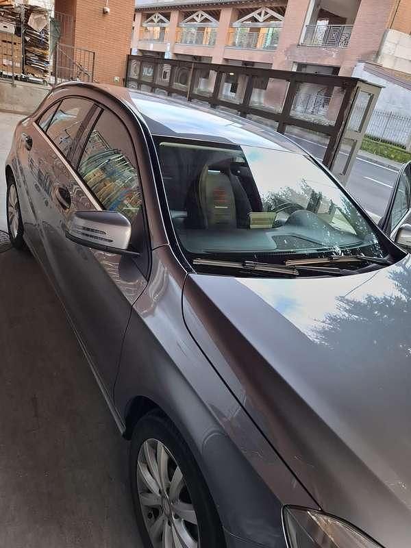 Usata Mercedes A160 Executive 63 CV (46 kW) 2016 Grigio Berlina