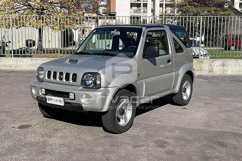 Grigio Usata 2005 Suzuki Jimny SUV | 10.990 € (Buon prezzo) - Immagine 1/4