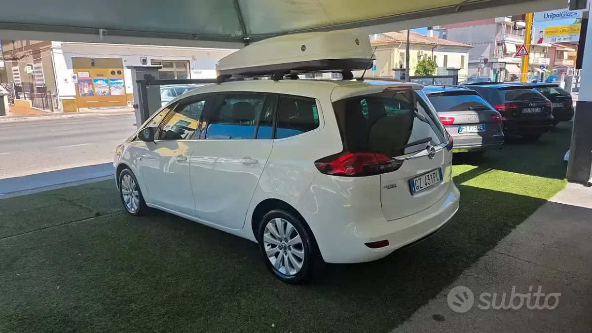 Usata Opel Zafira Tourer Cosmo 150 CV (110 kW) 2014 Bianco Monovolume