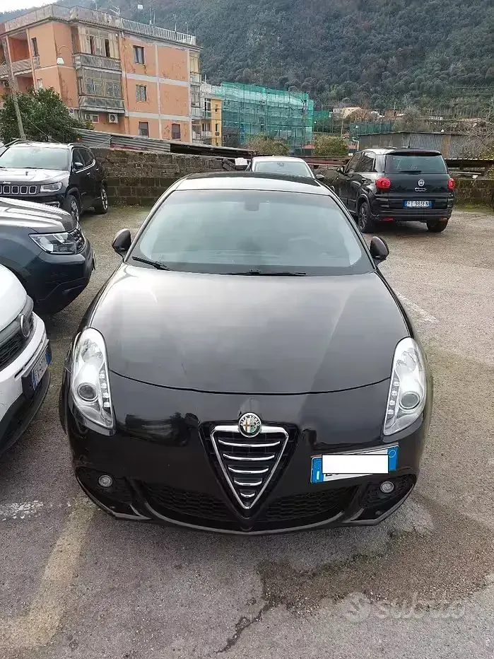 Usata Alfa Romeo Giulietta 140 CV (102 kW) 2011 Nero Utilitaria