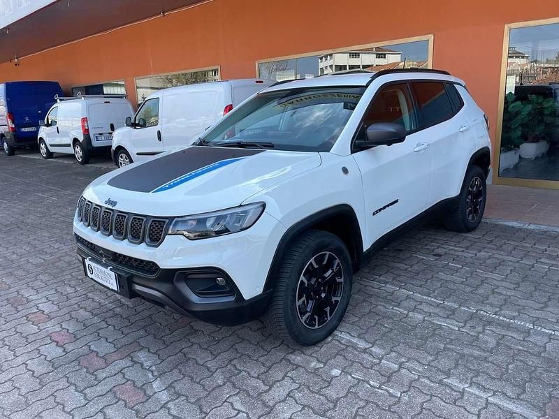 Bianco Usata 2021 Jeep Compass Trailhawk SUV | 25.800 € (Molto cara) - Immagine 1/4