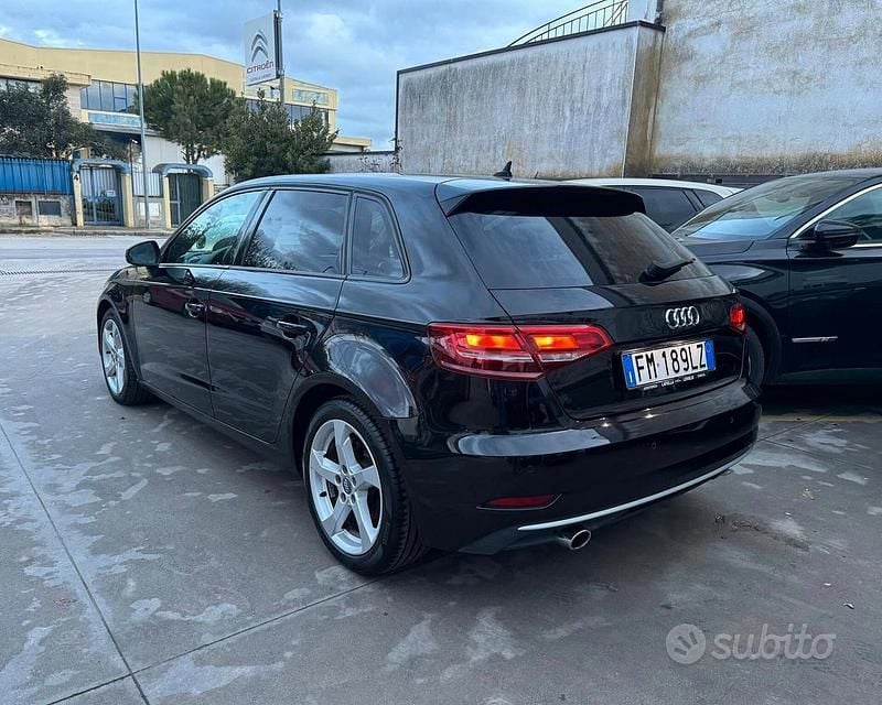 Usata Audi A3 Sport 116 CV (85 kW) 2018 Nero Berlina