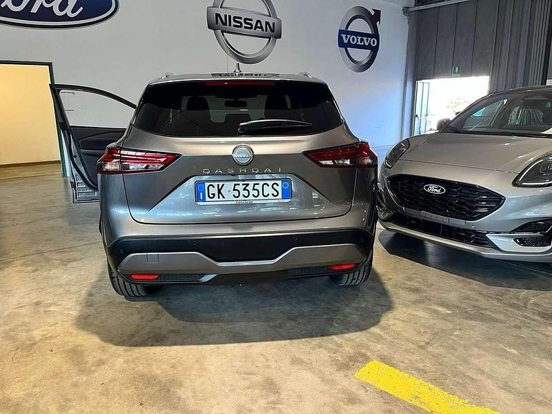 Usata Nissan Qashqai N-Connecta 158 CV (116 kW) 2022 Darkmmetal grey SUV