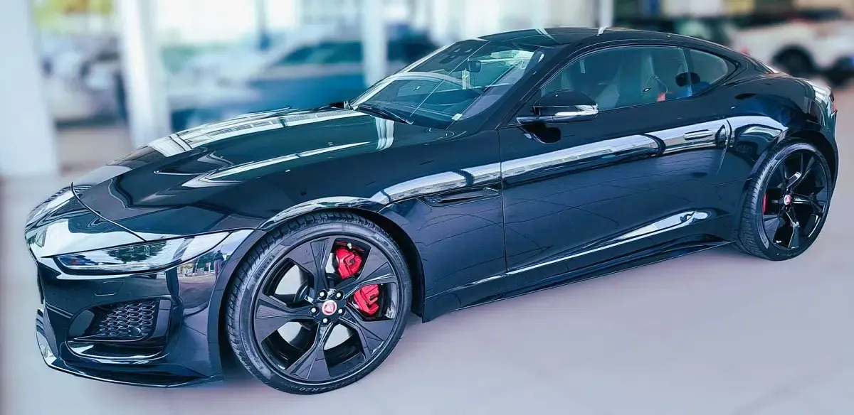 Usata Jaguar F-Type R-Dynamic 300 CV (220 kW) 2022 Nero Coupé
