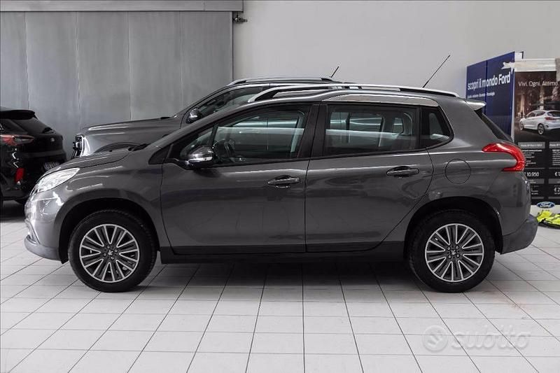 Usata Peugeot 2008 Active 82 CV (60 kW) 2016 Grigio metallizzato SUV