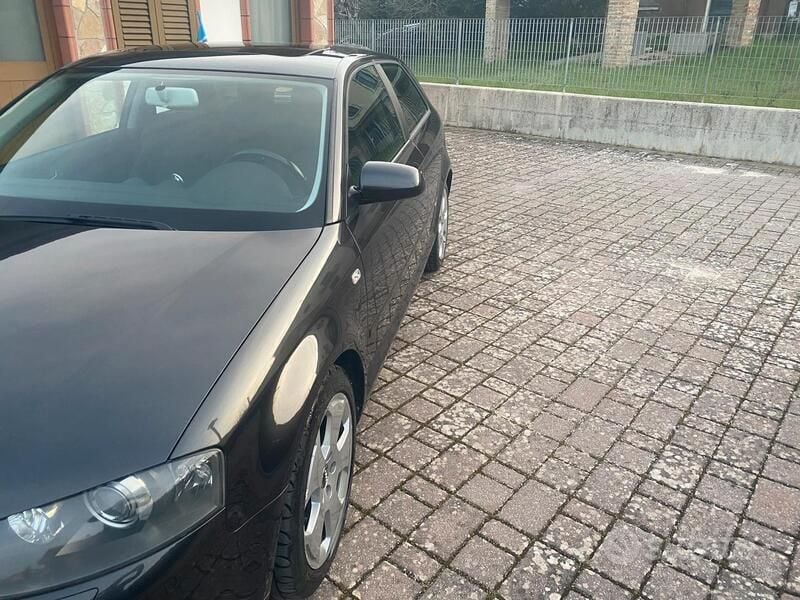 Usata Audi A3 S-Line 140 CV (102 kW) 2009 Grigio Berlina