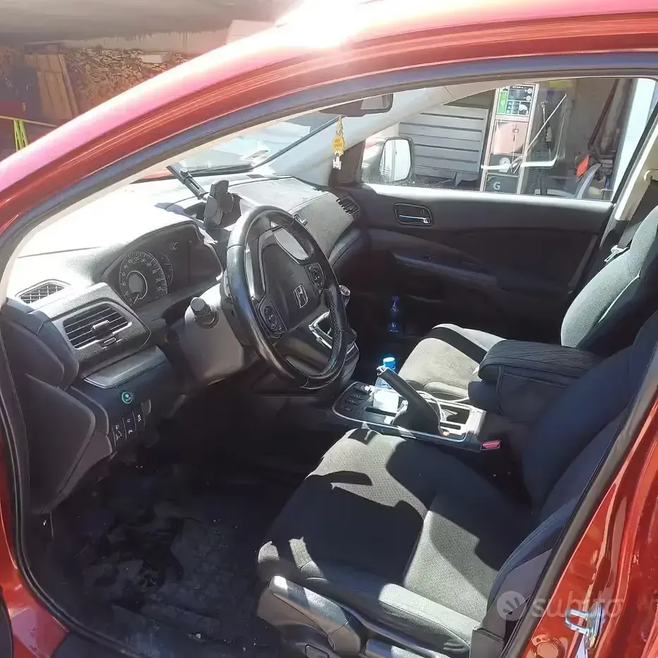 Usata Honda CR-V 120 CV (88 kW) 2017 Rosso SUV