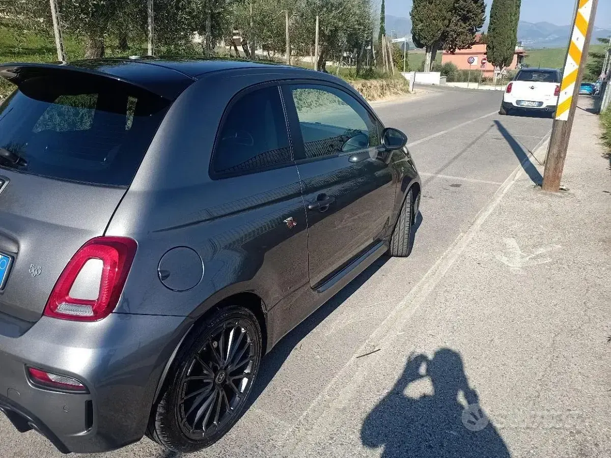 Usata Abarth 595 Turismo 160 CV (117 kW) 2024 Grigio Berlina