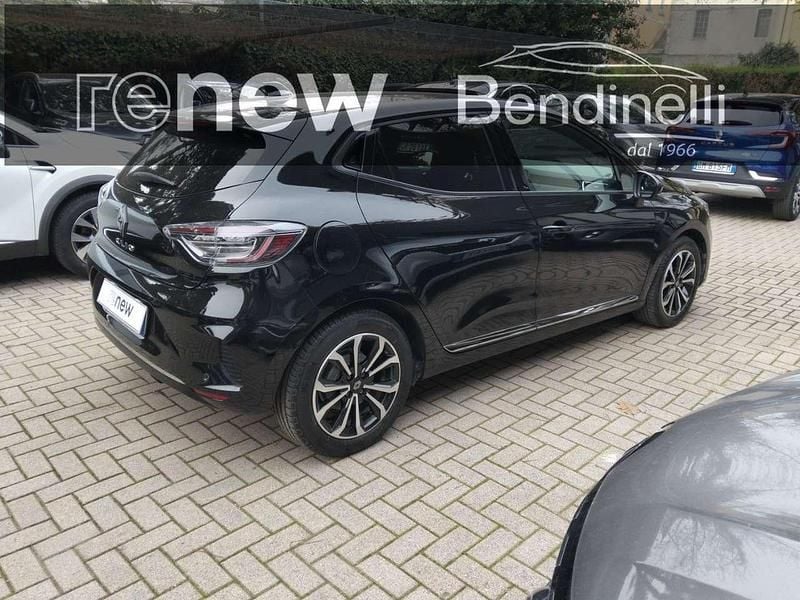 Usata Renault Clio V Techno 145 CV (106 kW) 2023 Nero Utilitaria