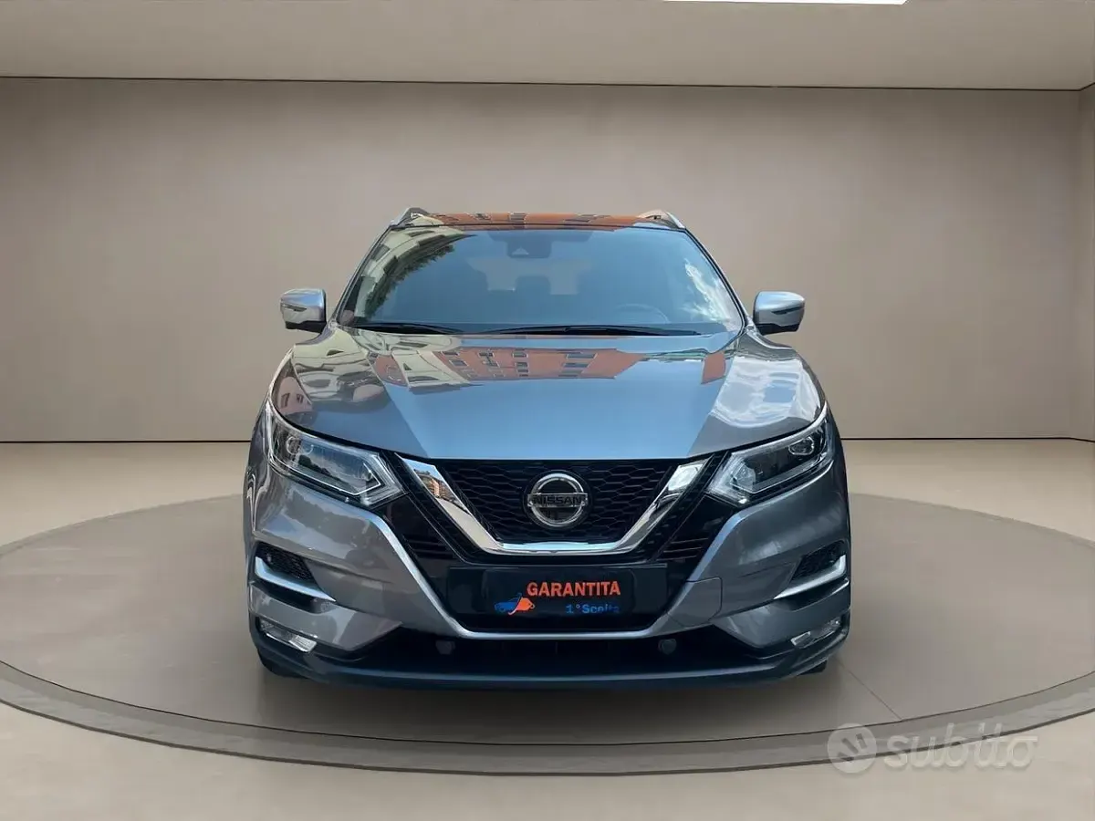 Usata Nissan Qashqai 360º 140 CV (102 kW) 2019 Grigio SUV