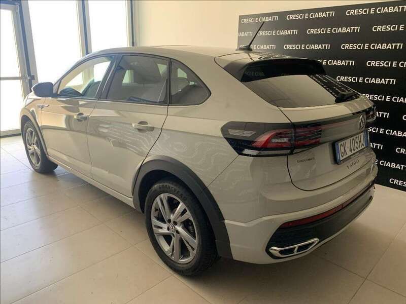 Usata VW Taigo R-line 150 CV (110 kW) 2022 Beige pastello SUV