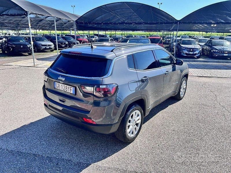 Usata Jeep Compass Limited 131 CV (96 kW) 2024 Grigio scuro SUV
