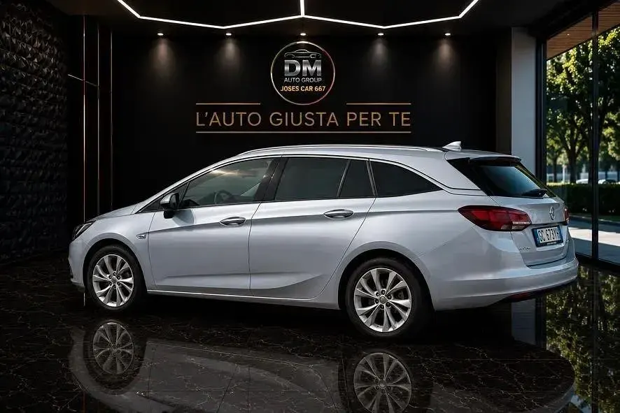 Usata Opel Astra Business Elegance 122 CV (89 kW) 2020 Argento Station wagon
