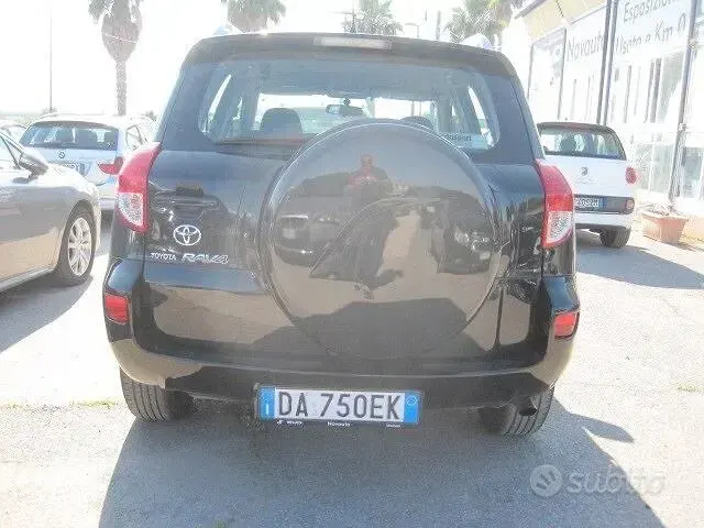 Usata Toyota RAV4 Sol 136 CV (100 kW) 2006 Nero SUV