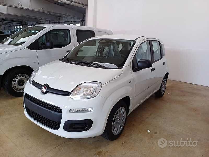 Nuova Fiat Panda Pop 70 CV (51 kW) 2025 Bianco Utilitaria