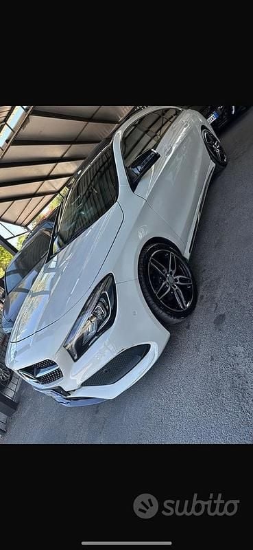 Usata Mercedes CLA200 Shooting Brake AMG 136 CV (100 kW) 2016 Station wagon