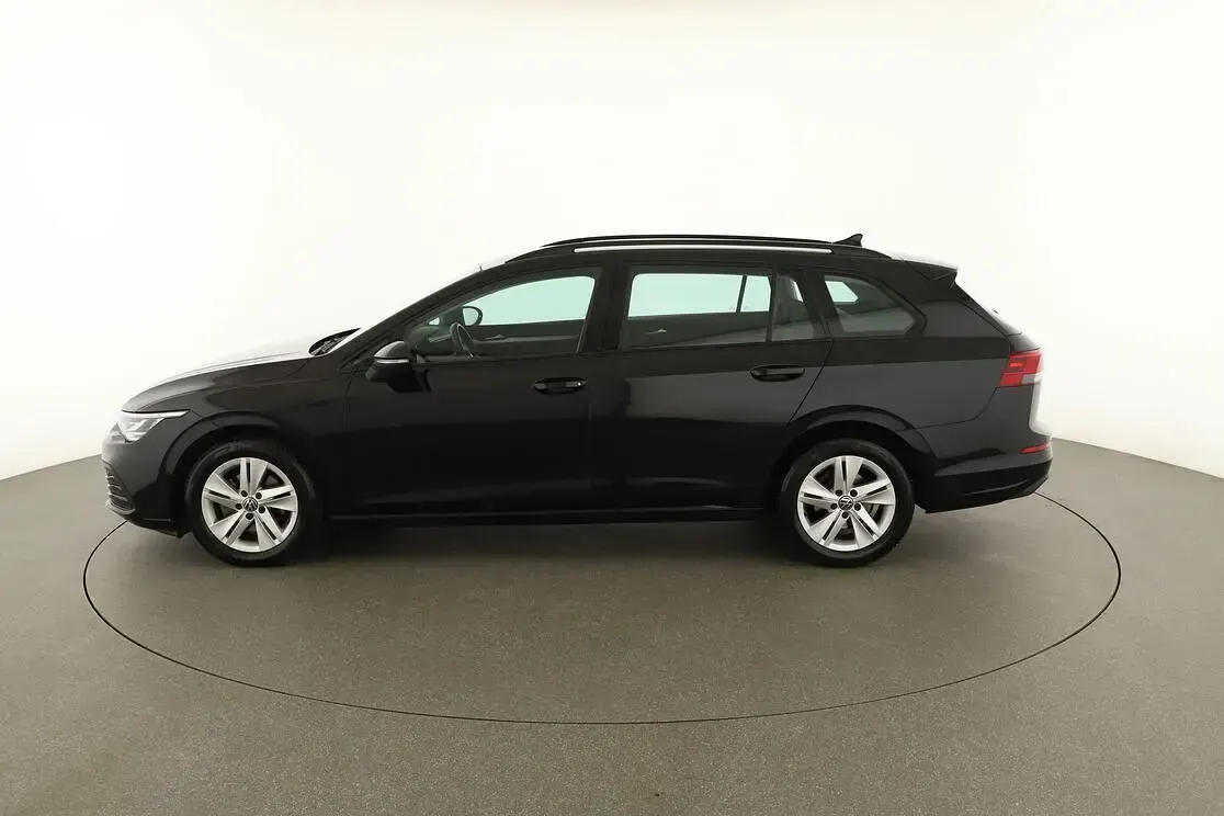Usata VW Golf VIII Life 131 CV (96 kW) 2021 Nero Station wagon